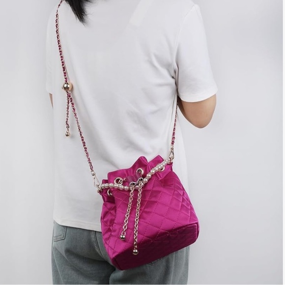 Pink Fuchsia Quilted Mini duffle satchel with gold chain crossbody - Picture 2 of 5